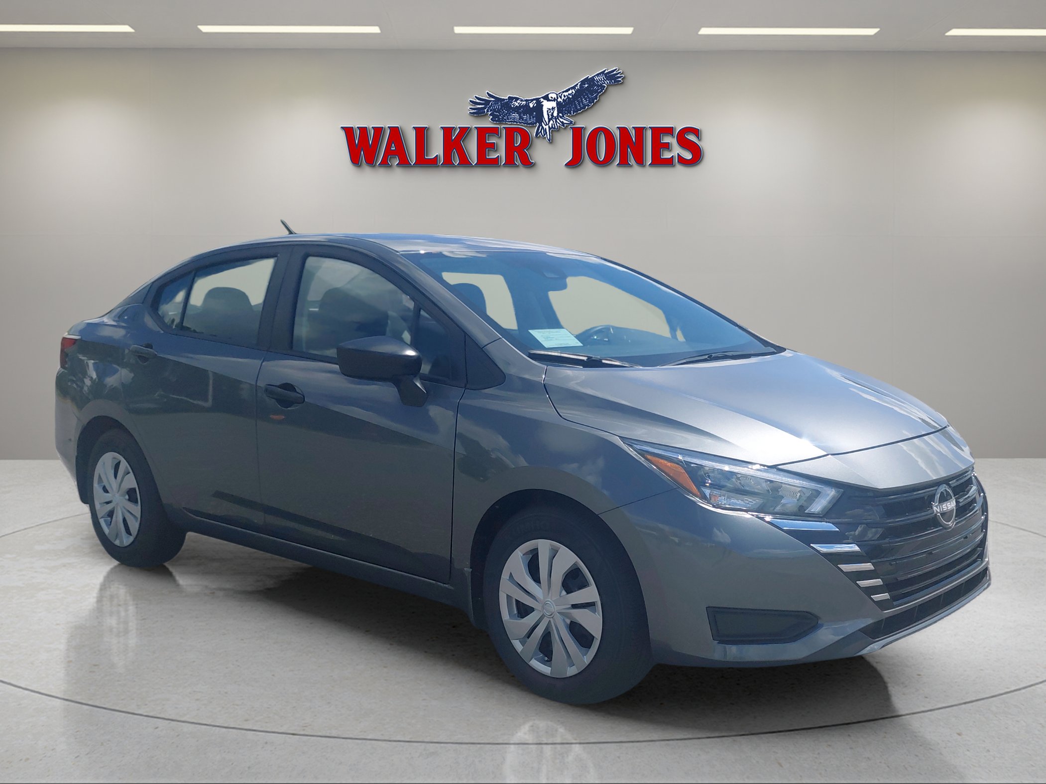 2025 Nissan Versa Sedan S's photo