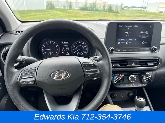 2023 Hyundai Kona SEL photo 18