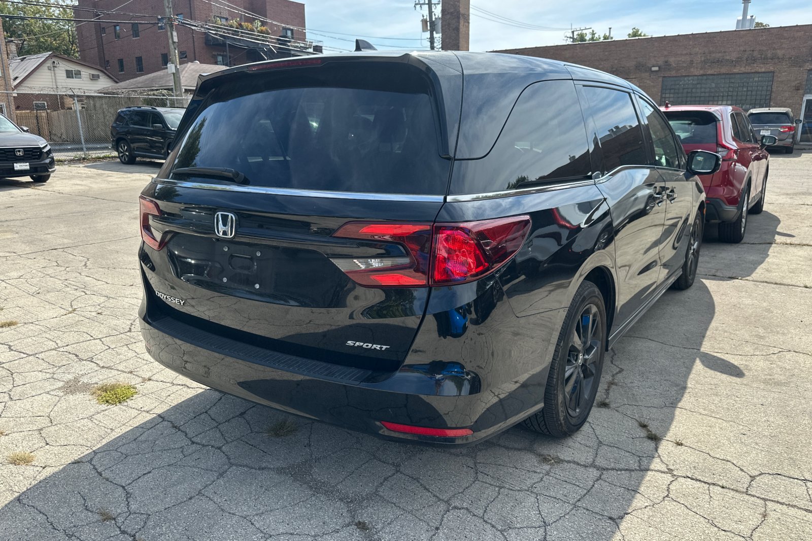 2023 Honda Odyssey photo 2