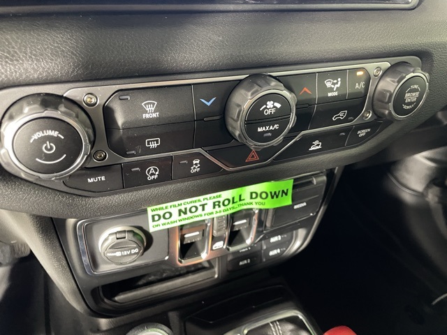 2025 Jeep Gladiator Sport S photo 29