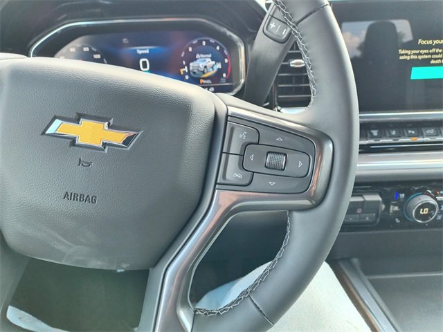 2025 Chevrolet Silverado 2500HD High Country photo 16