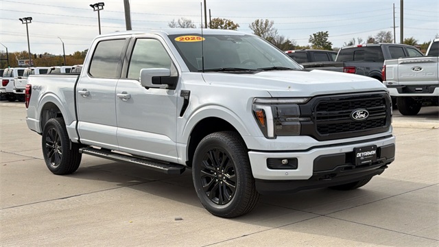 2025 Ford F-150 Lariat's photo