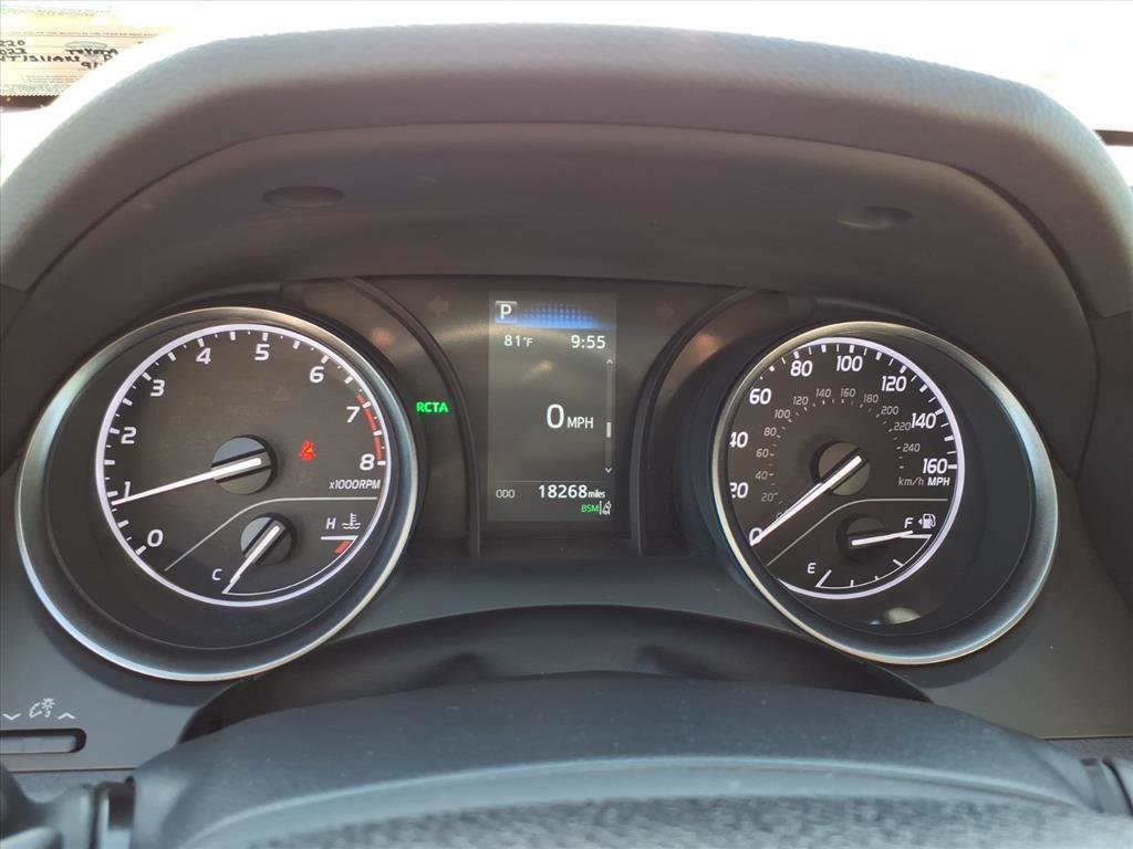 2023 Toyota Camry SE photo 17