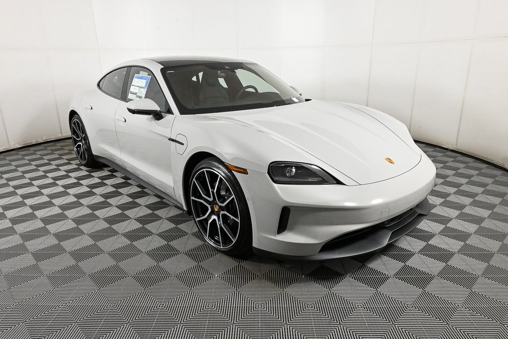 2026 Porsche Taycan 4 photo 26