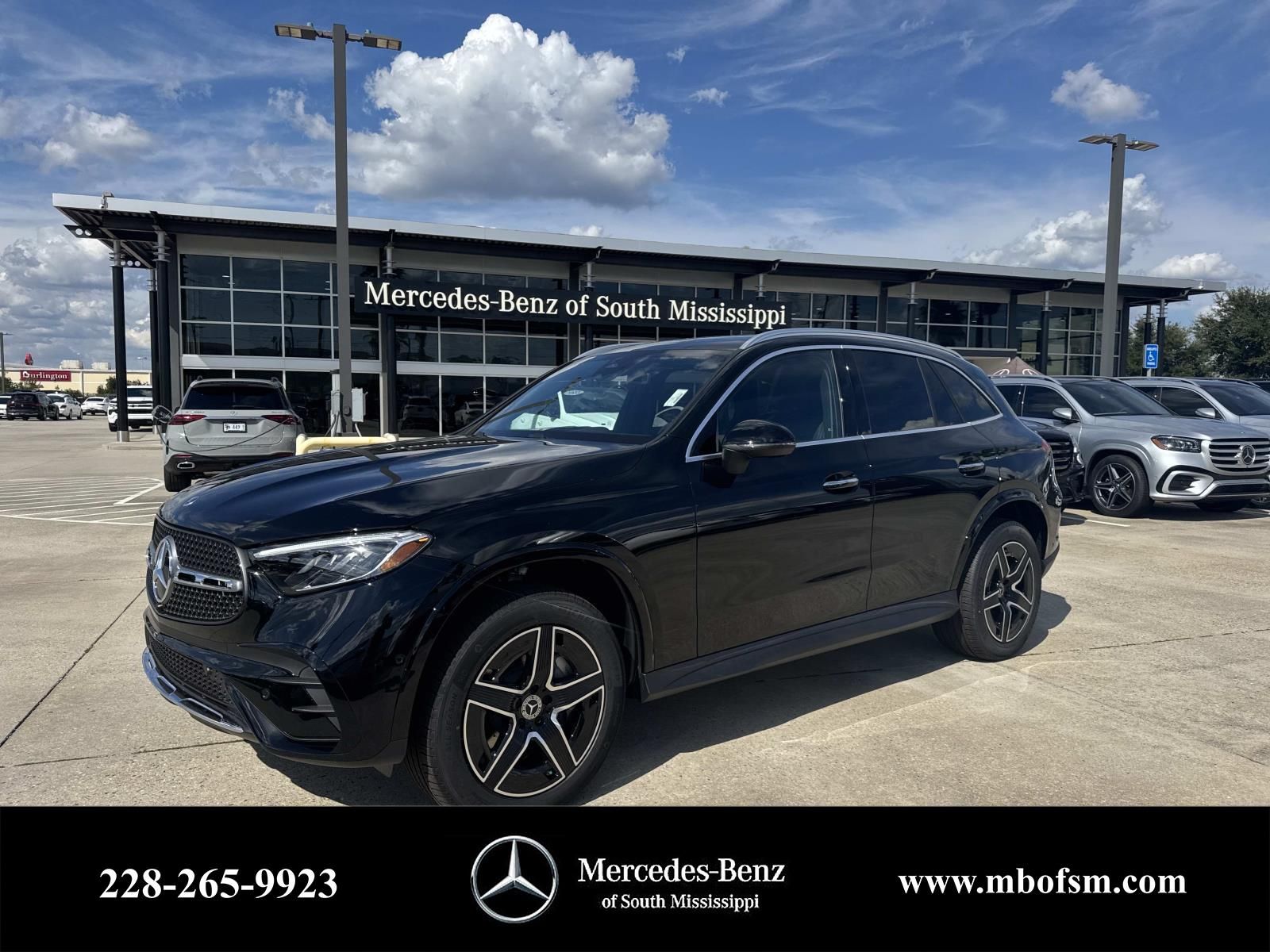 2026 Mercedes-Benz GLC Base's photo