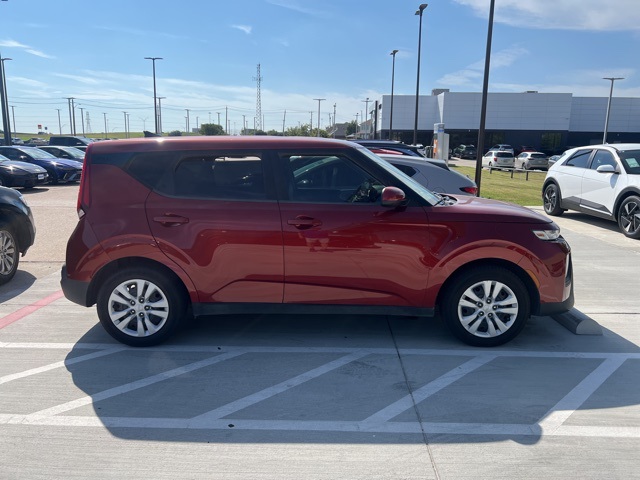 2022 Kia Soul LX photo 6