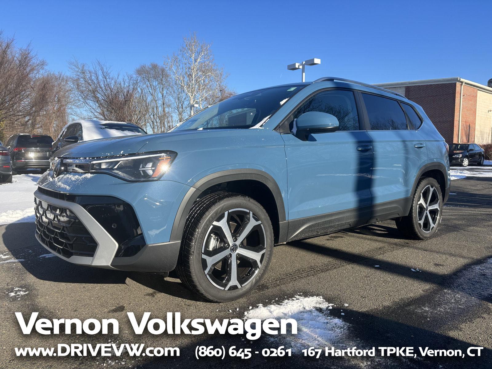 2026 Volkswagen Taos SEL's photo