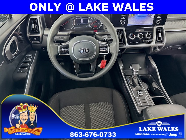 2021 Kia Sorento LX photo 17