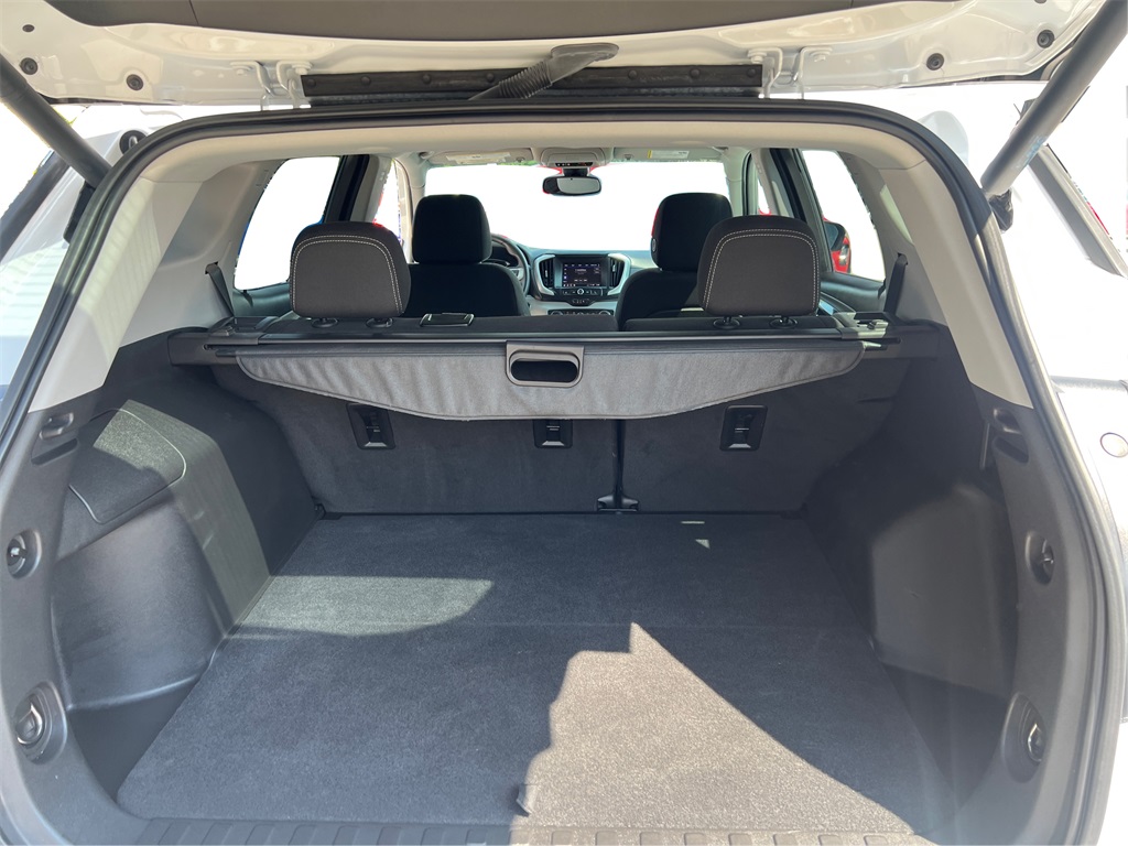 2023 Gmc Terrain SLE photo 11