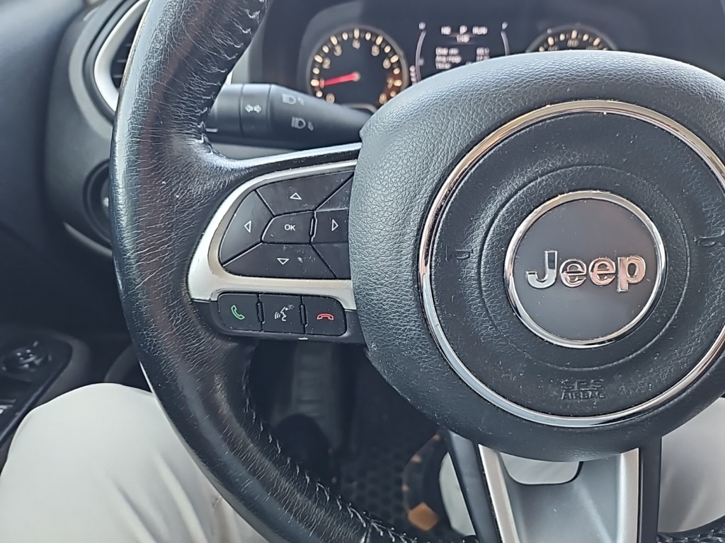 2019 Jeep Renegade Latitude photo 24