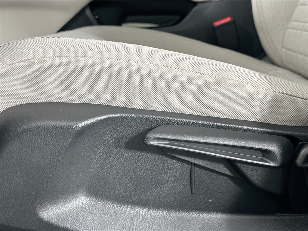 2026 Honda HR-V LX photo 21