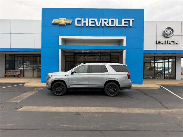 2024 GMC Yukon SLT's photo