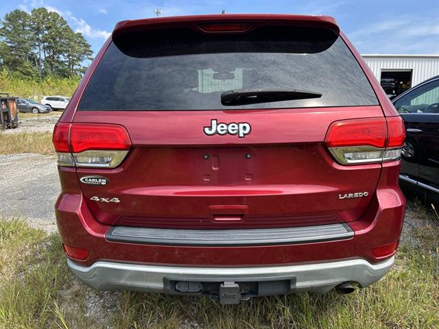 2015 Jeep Grand Cherokee Laredo photo 2