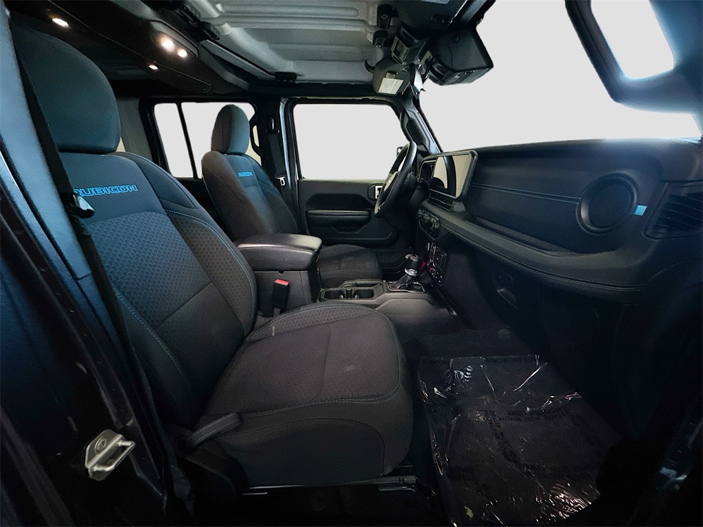 2024 Jeep Wrangler Rubicon 4xe photo 9