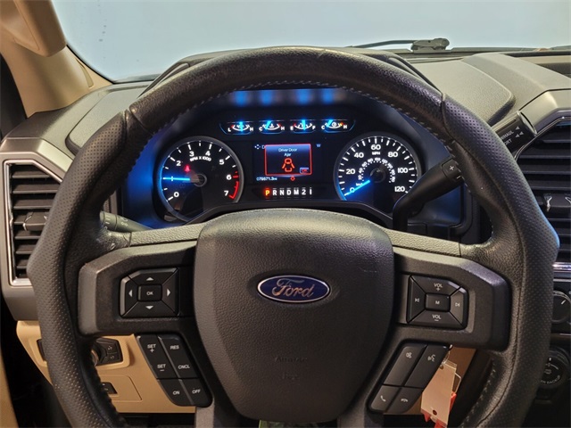 2016 Ford F-150 XLT photo 24