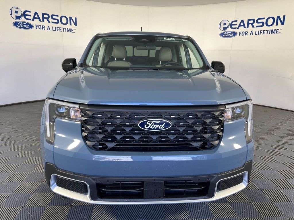 2025 Ford Maverick Lariat photo 2