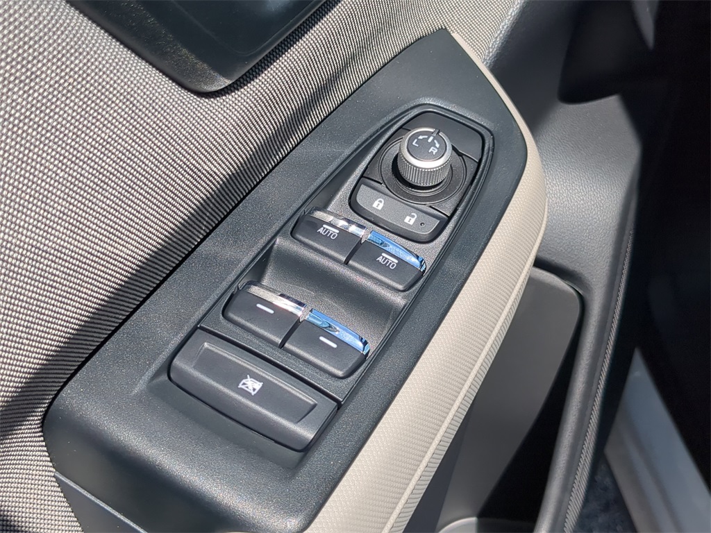 2025 Subaru Forester Premium Base photo 14