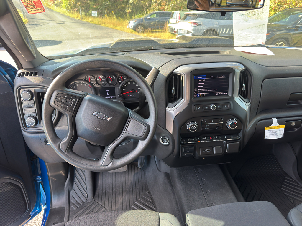 2024 Chevrolet Silverado 1500 Custom Trail Boss photo 10