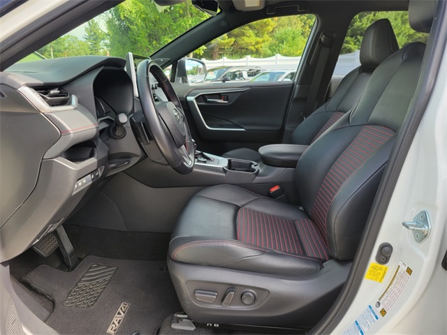2021 Toyota RAV4 Prime XSE photo 18