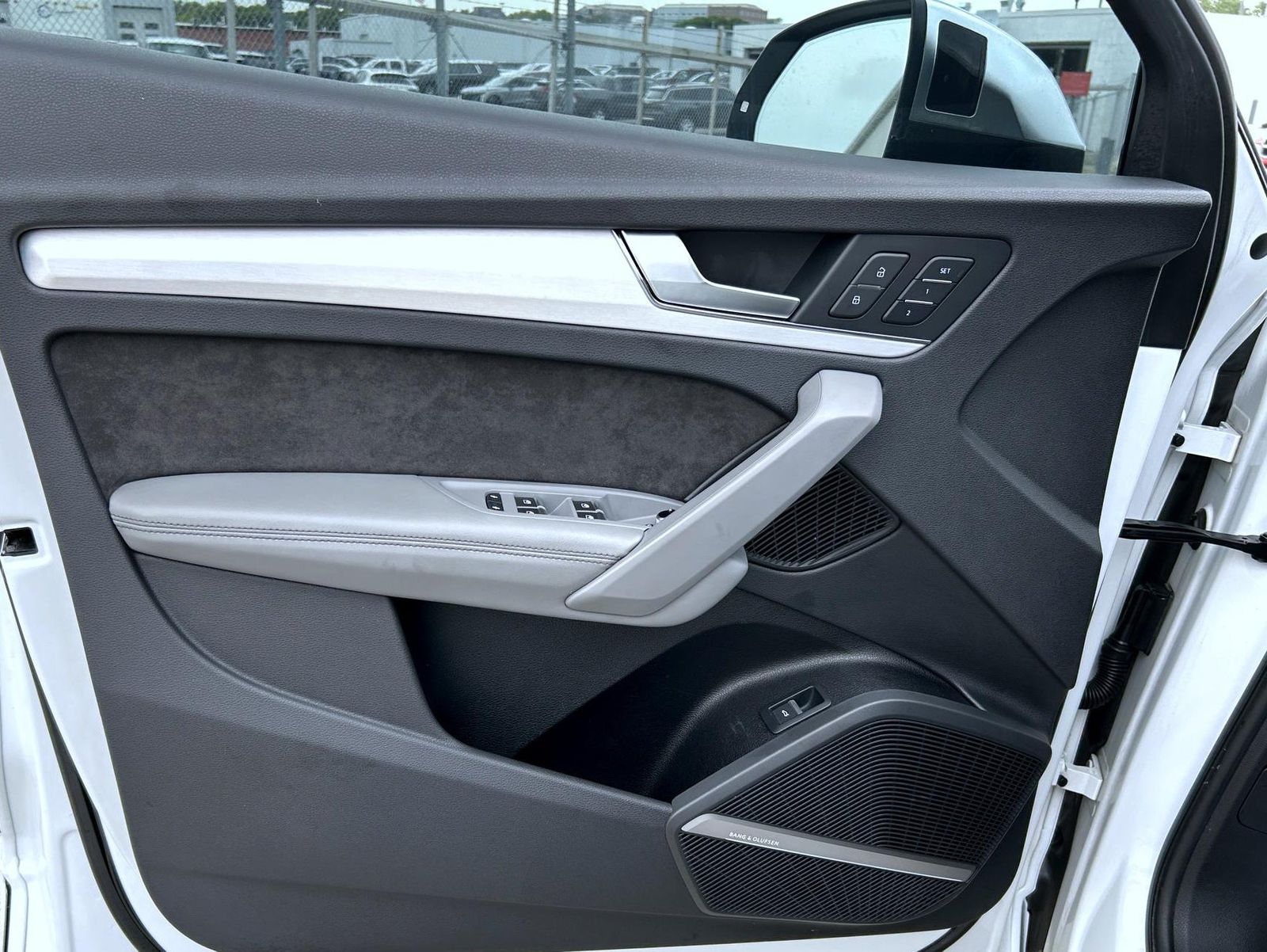 2020 Audi SQ5 Premium Plus photo 9