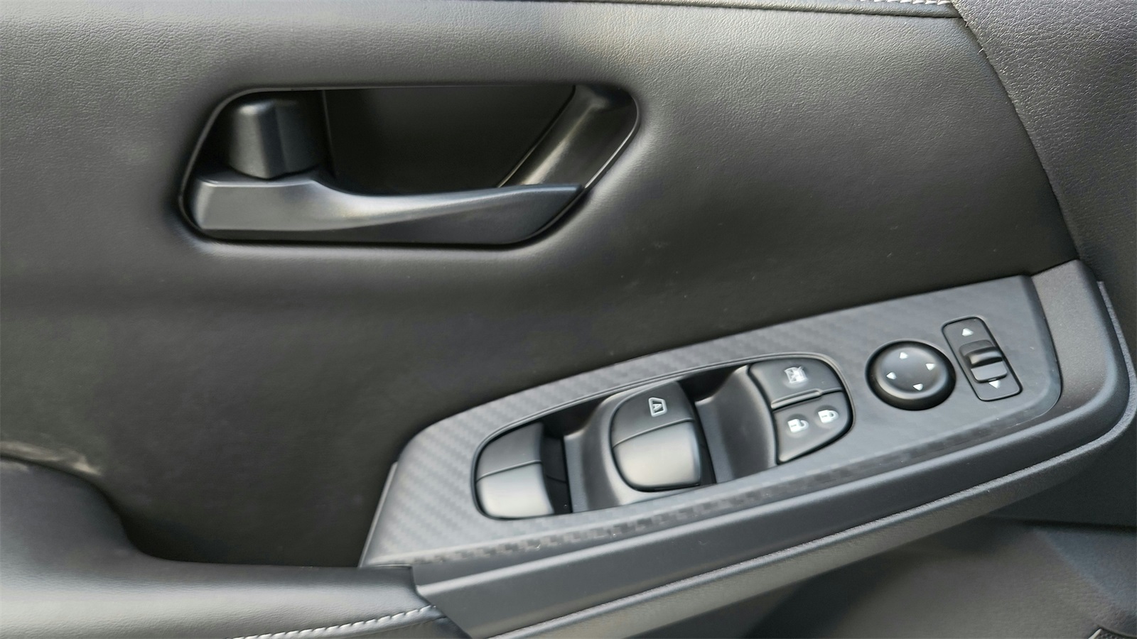 2024 Nissan Sentra S photo 21
