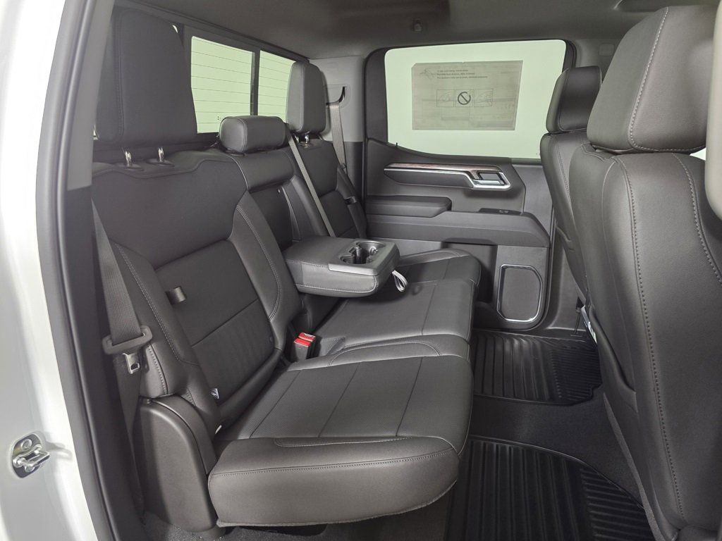 2025 Chevrolet Silverado 1500 LTZ photo 16
