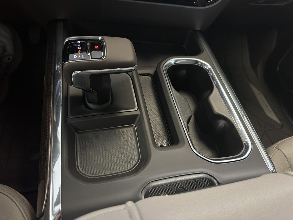 2025 Chevrolet Silverado 1500 LT photo 12