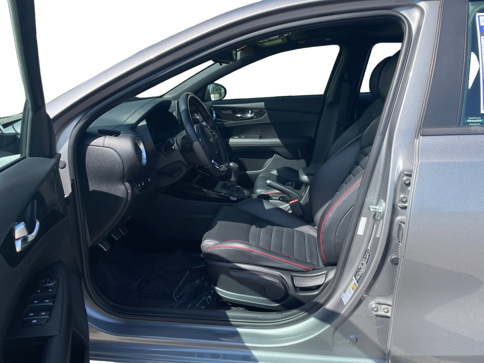 Used 2022 Kia FORTE GT with VIN 3KPF44AC4NE476488 for sale in Kansas City