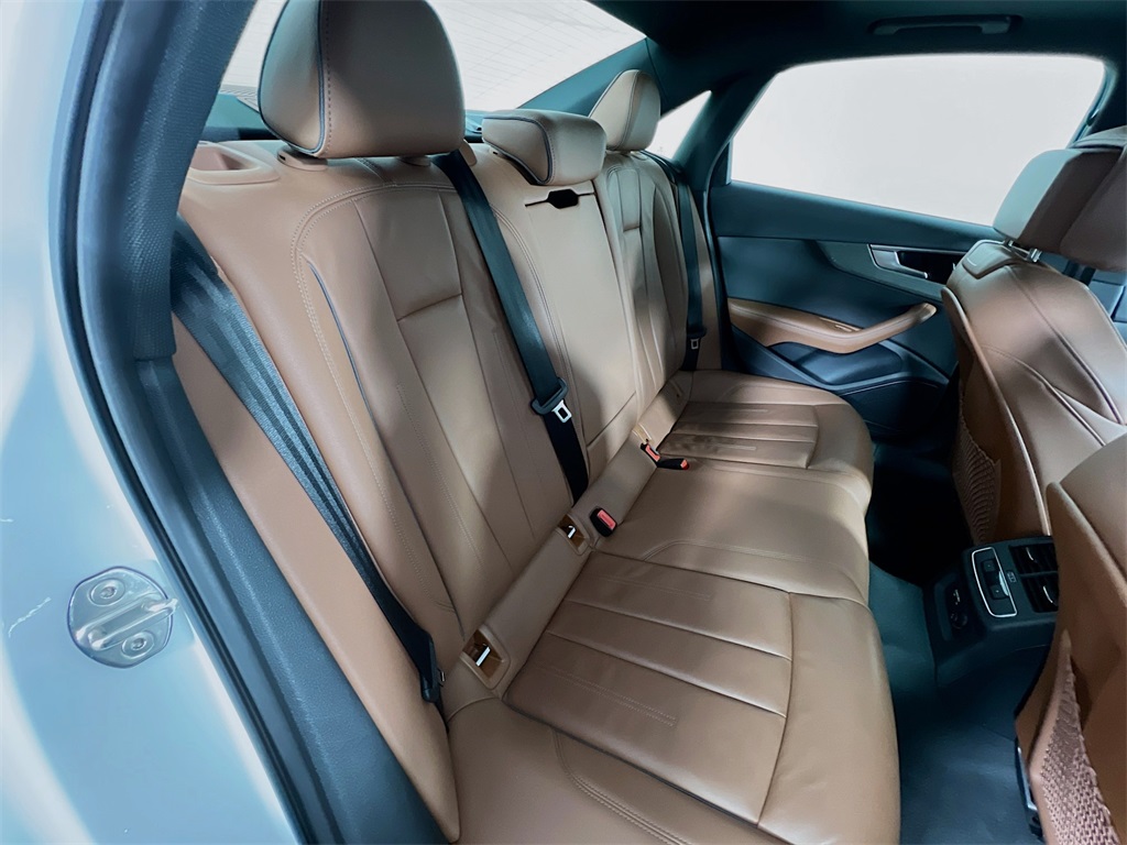2023 Audi A4 45 S line Premium Plus photo 29