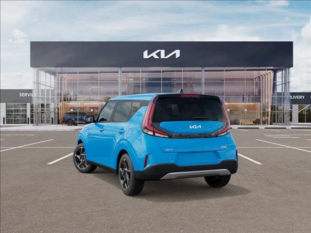 2025 Kia Soul EX photo 3
