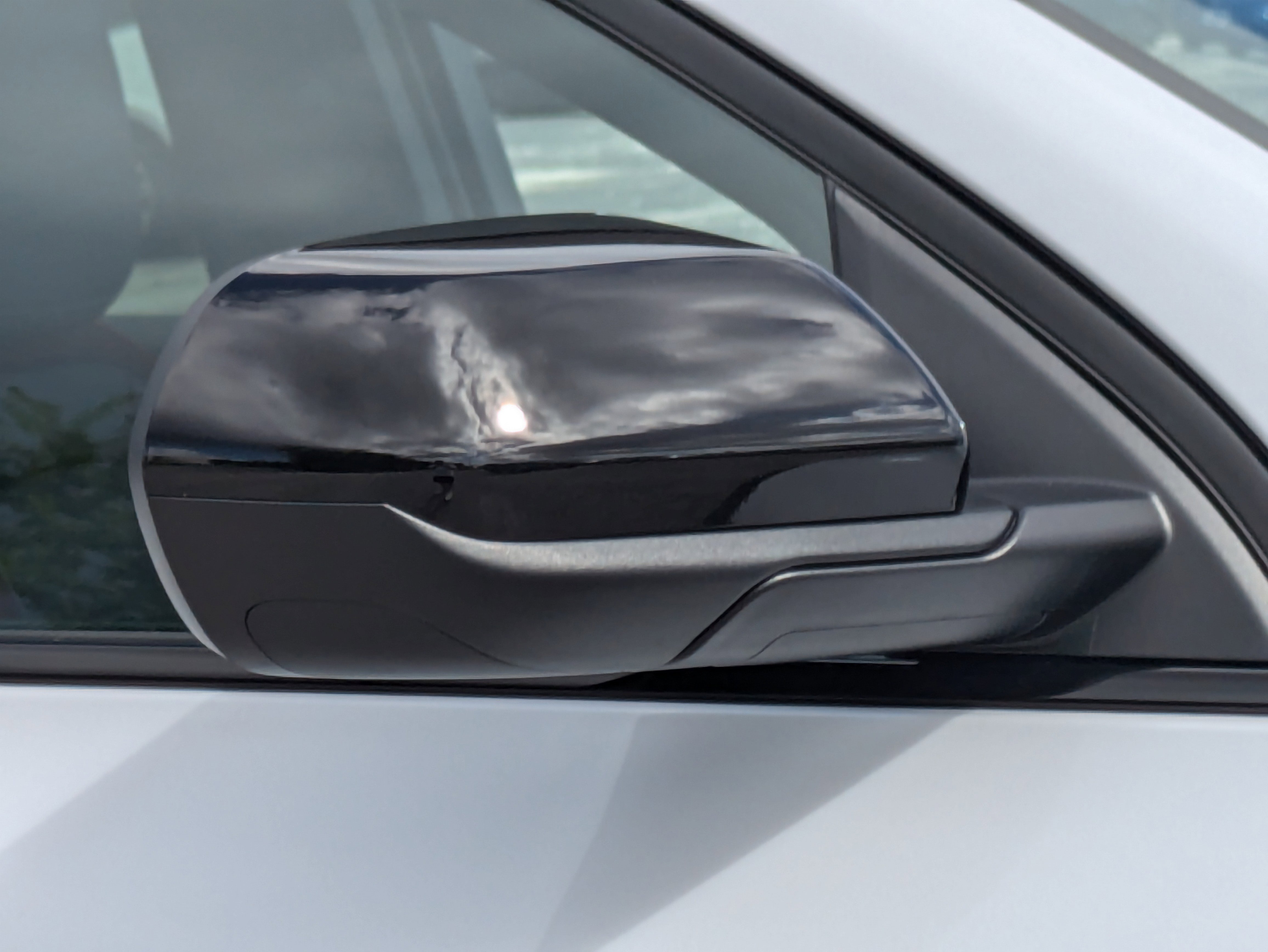 2026 Chevrolet Equinox RS photo 3