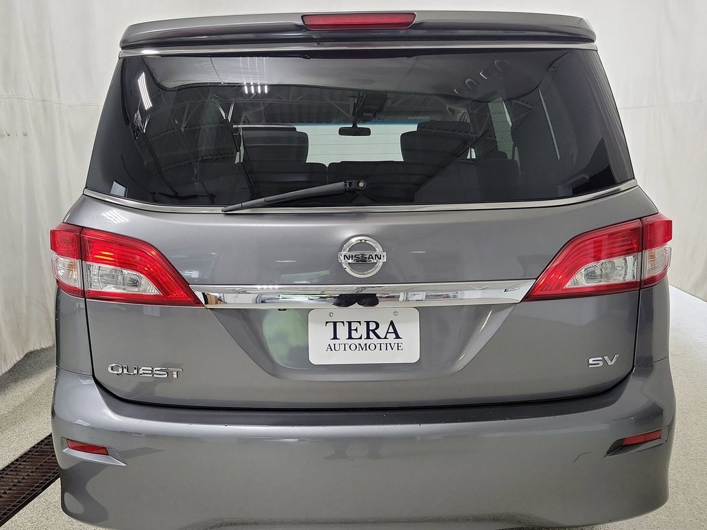2014 Nissan Quest SV photo 5