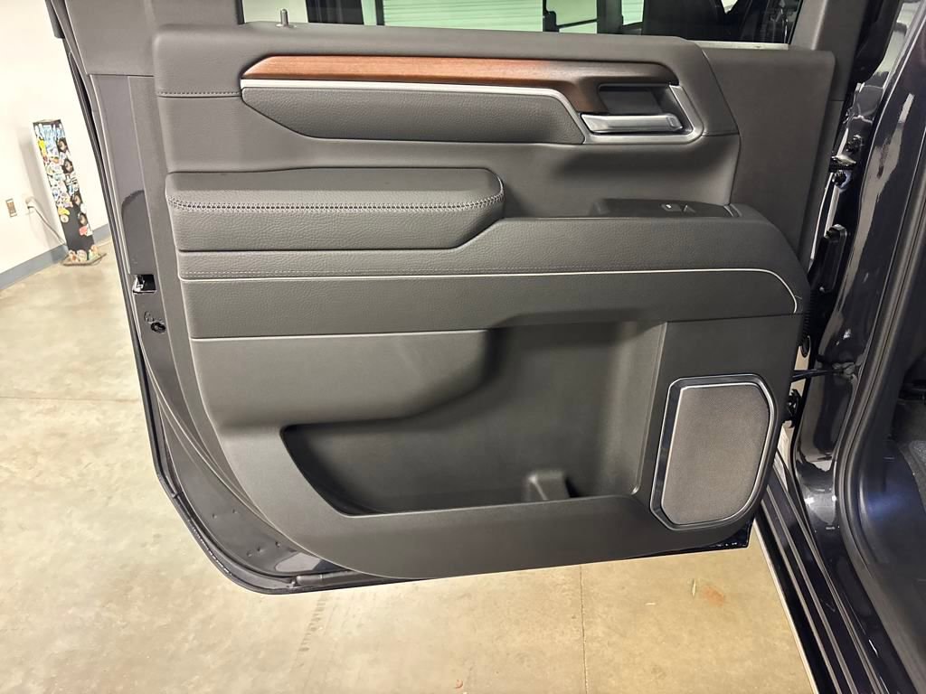 2025 Gmc Sierra 2500 HD Denali photo 32