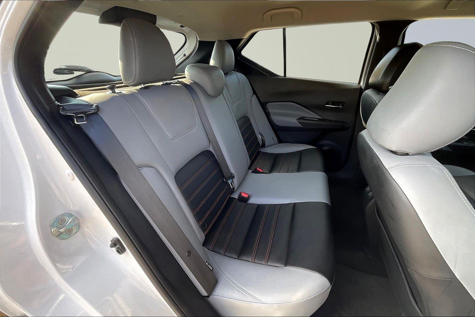 2023 Nissan Kicks SR photo 27