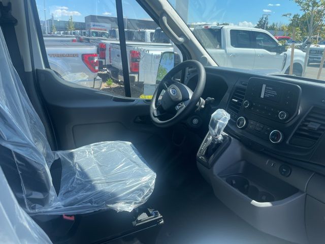 2025 Ford Transit photo 5