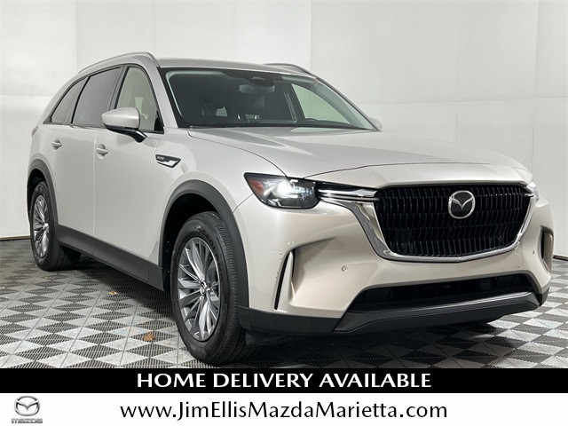 2025 Mazda CX-90 Preferred Package's photo