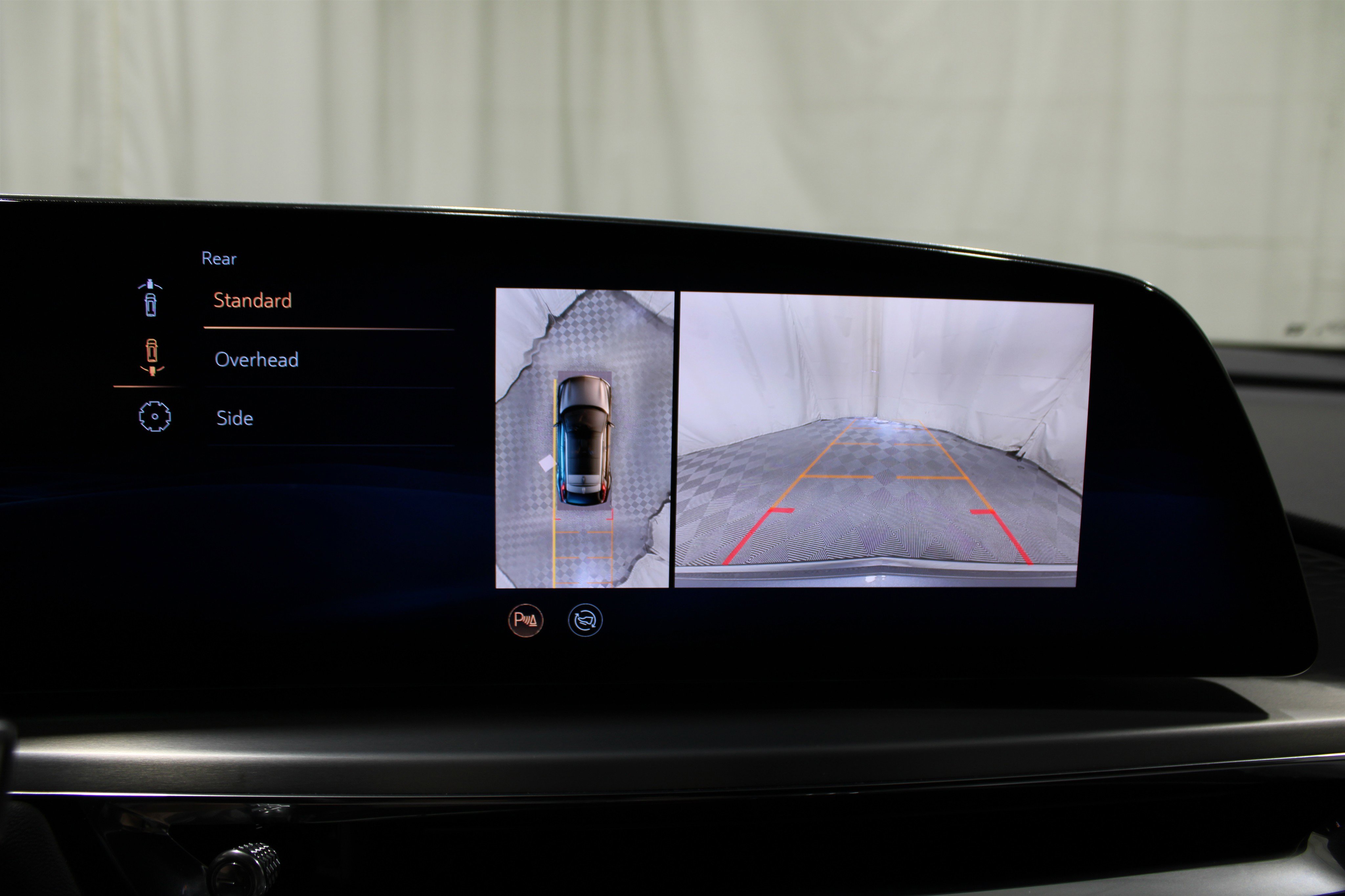 2023 Cadillac Lyriq Luxury photo 14