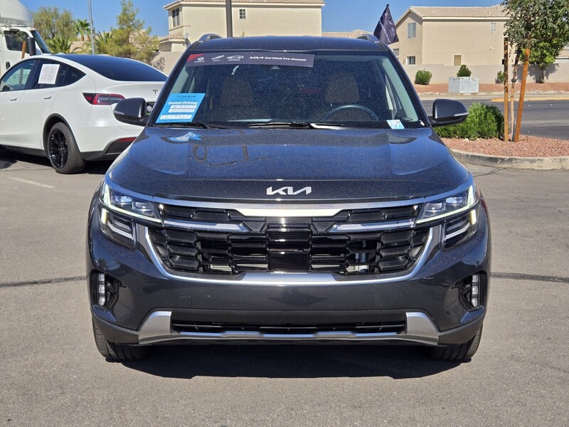 2024 Kia Seltos SX photo 4