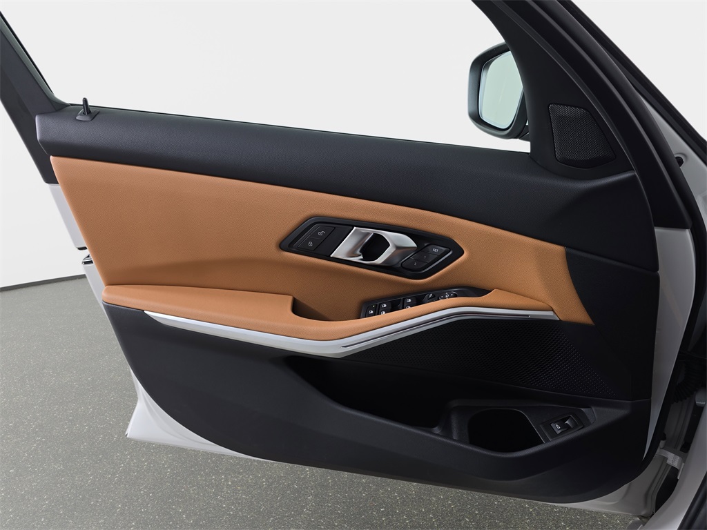 2025 Bmw 330i xDrive Sedan photo 26