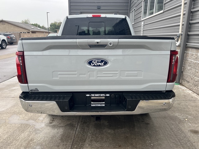 2024 Ford F-150 XLT photo 3