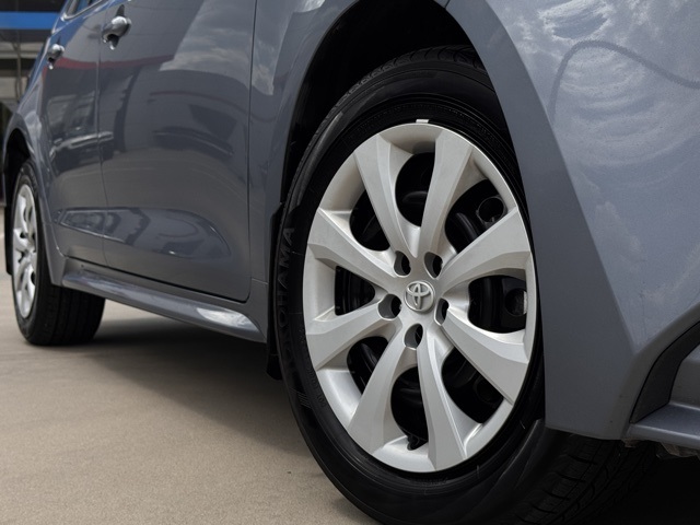 2024 Toyota Corolla Hybrid LE photo 26