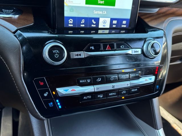 2022 Ford Explorer King Ranch photo 13