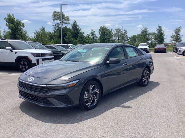 2025 Hyundai Elantra Blue's photo