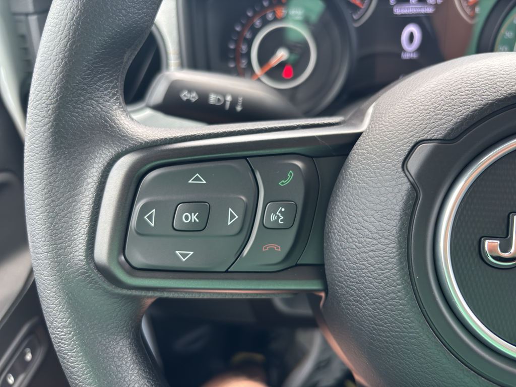 2025 Jeep Gladiator Sport photo 28