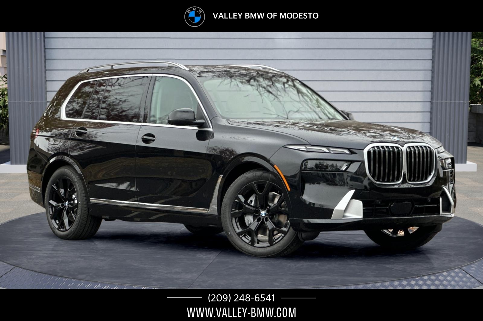 2026 BMW X7 40i's photo
