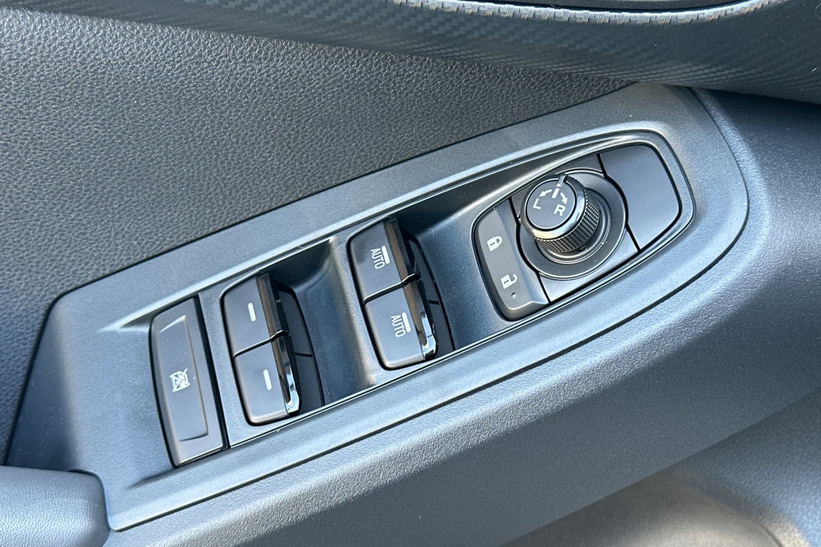 2025 Subaru Crosstrek Premium photo 44