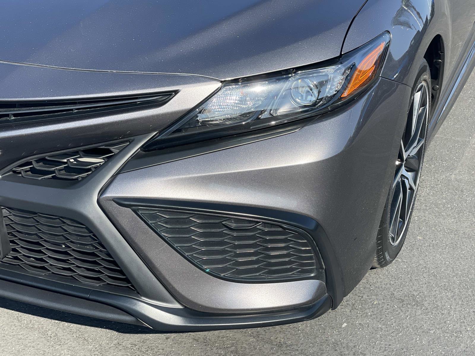 2023 Toyota Camry SE photo 24