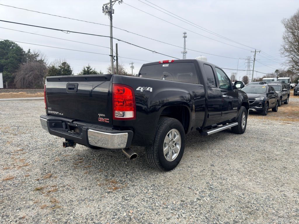 2011 Gmc Sierra 1500 SLE photo 3