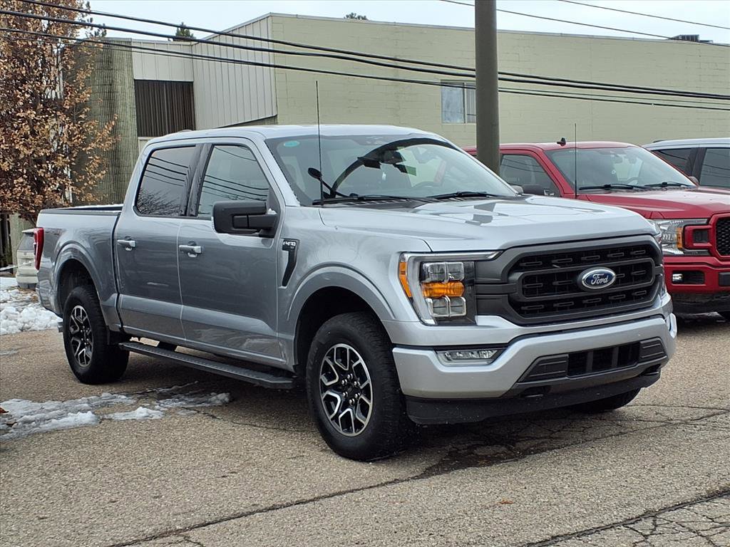 2023 Ford F-150 XLT's photo