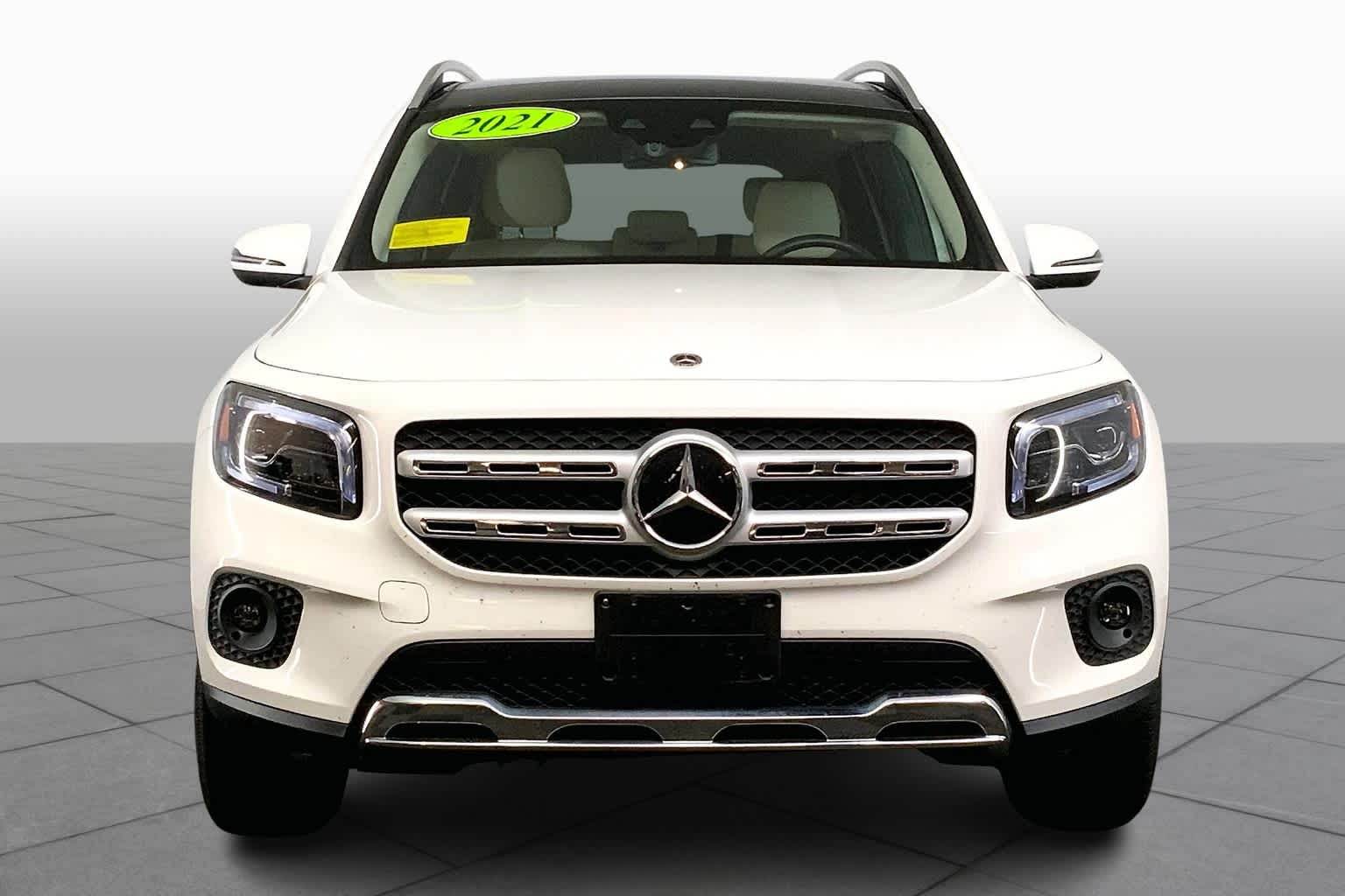 2021 Mercedes Benz GLB 250 4MATIC photo 3
